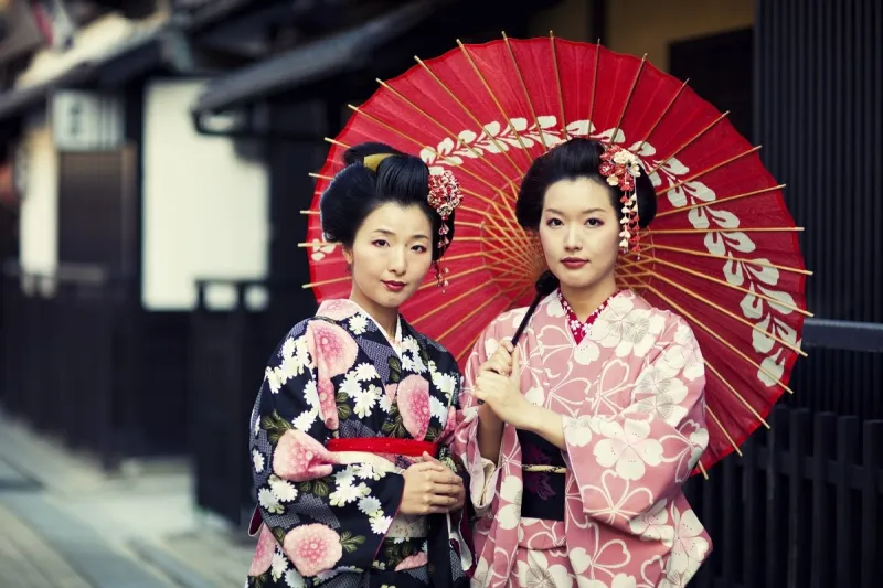 Change With the Seasons: The Japanese Home Ritual That Makes Every Month Feel New